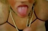 Miss Piggy slurpt cum