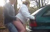 Buitensex aan de rand van het bos