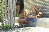 Bisex en interracial triootje