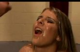 Lekkere blonde cum slet druipend vol sperma